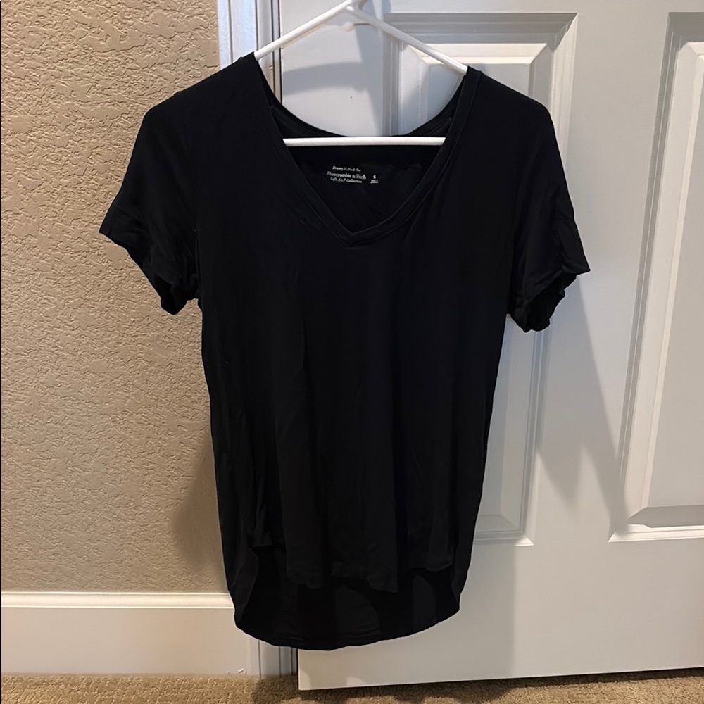 Abercrombie & Fitch Classic Black V-Neck Tee